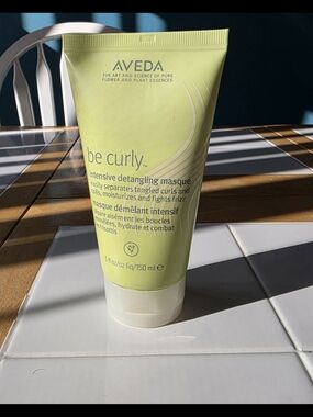 AVEDA Be Curly Intensive Detangling Masque - Light Green Tube